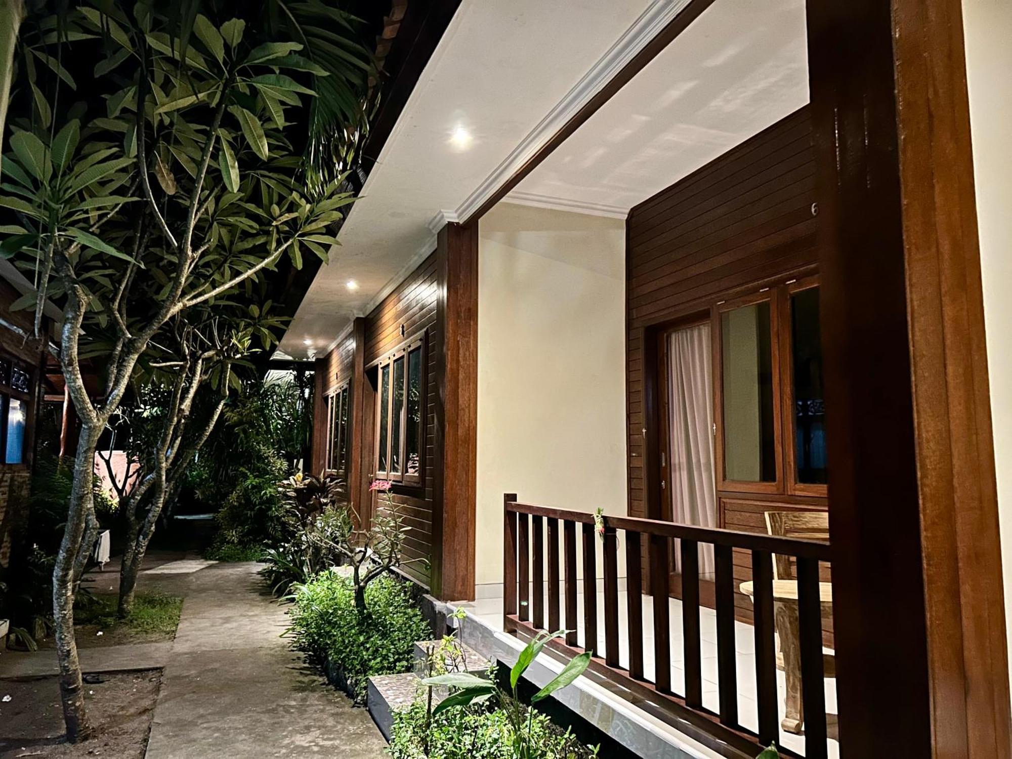 נוסה-למבונגן Nusa Garden Homestay מראה חיצוני תמונה