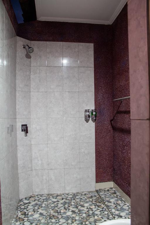 נוסה-למבונגן Nusa Garden Homestay מראה חיצוני תמונה